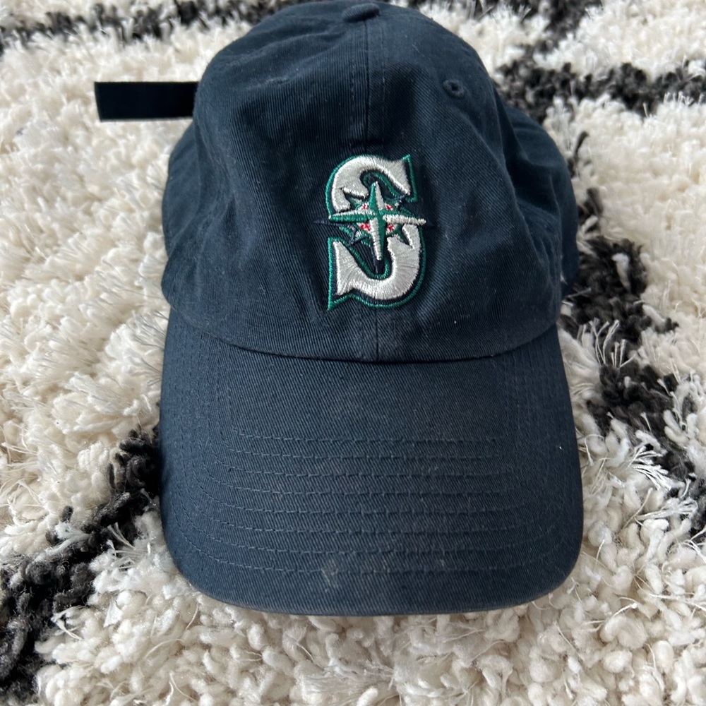 Assorted hats $5 each - Picture 8 of 9